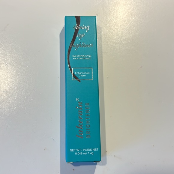 Eye Brightener - Picture 2 of 11